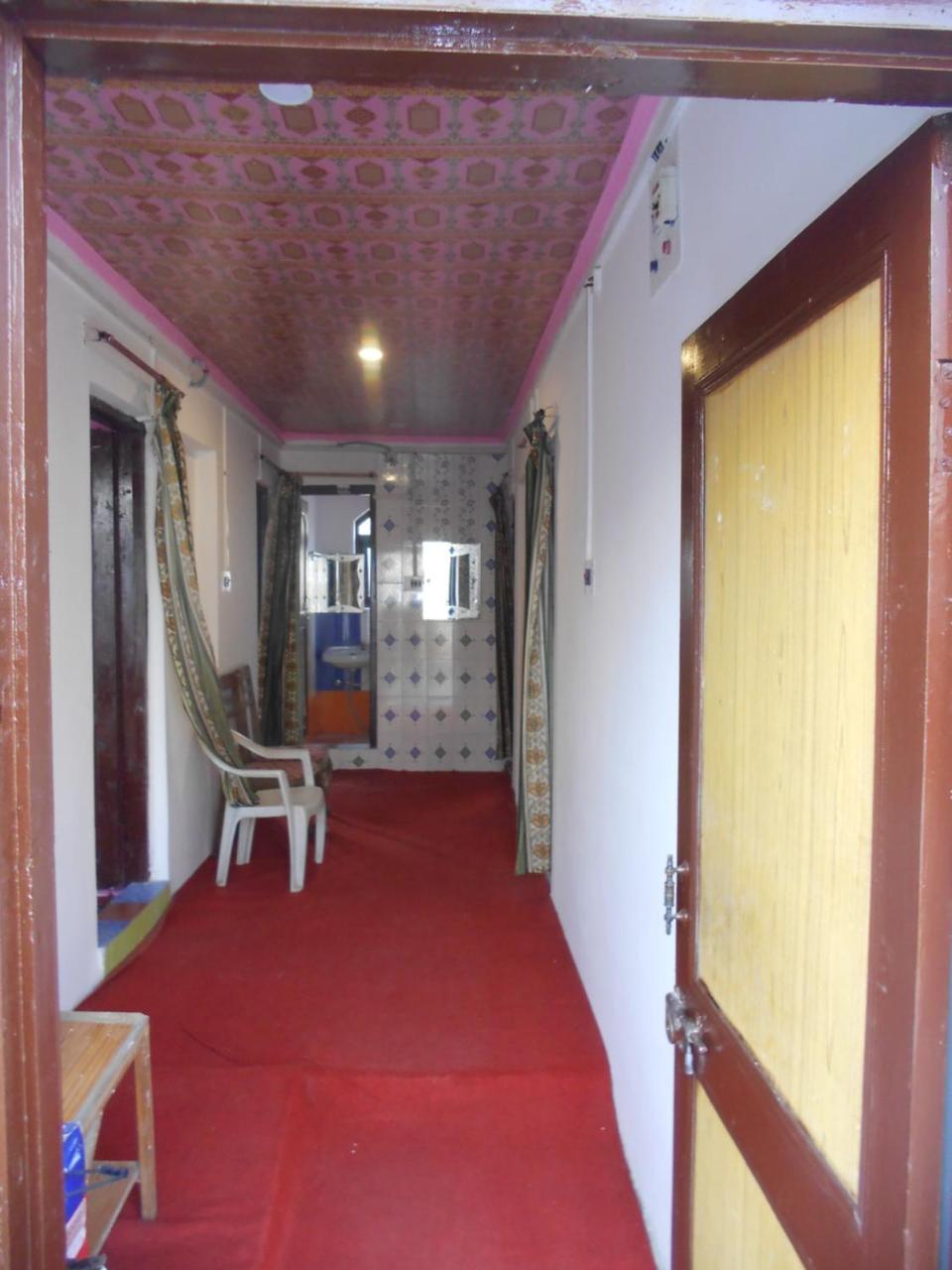 Alamdar Guest House Srīnagar Exteriér fotografie